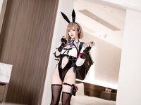 [Cosplay] 屿鱼 外卖兔女郎 小葵 [65P-354M]