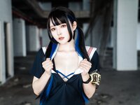 [Cosplay] Natsuko夏夏子 废墟风纪委员 [45P-369MB]