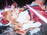 [Cosplay] 是一只熊仔吗 望 [32P-97.4MB]
