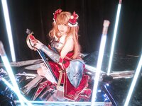 [Cosplay] 是一只熊仔吗 望 [32P-97.4MB]