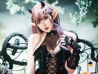 [Cosplay] Natsuko夏夏子 万圣小魔女 [52P1V-566MB]
