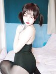 [Cosplay] 您的蛋蛋 黑丝死库水 [23P4V-74MB]