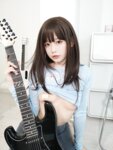 [Fantia] 迷之呆梨 吉他妹妹 [102P4V-685MB]