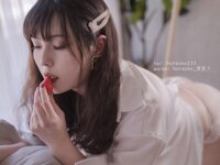 [Cosplay] Natsuko夏夏子 男友衬衫 [35P-300MB]
