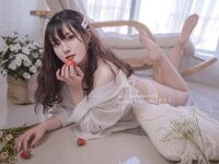 [Cosplay] Natsuko夏夏子 男友衬衫 [35P-300MB]