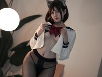 [Cosplay] Natsuko夏夏子 JK大尾巴猫[50P-430MB]