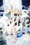 [Cosplay] Seele麦麦 - 鸣潮 菲比&卡提希娅·蓝色花海物语