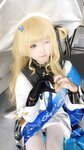 [Cosplay] Seele麦麦 - 鸣潮 菲比&卡提希娅·蓝色花海物语