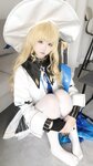 [Cosplay] Seele麦麦 - 鸣潮 菲比&卡提希娅·蓝色花海物语