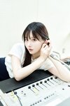 [Photobook] けんけん DL写真集 ミルク先生の特別授業写真集 [131P-311MB]