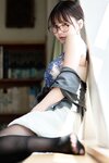 [Photobook] けんけん DL写真集 ミルク先生の特別授業写真集 [131P-311MB]