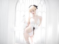 [Cosplay] 阿薰kaOri FGO 白Saber [50P-229MB]