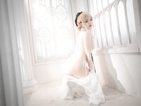 [Cosplay] 阿薰kaOri FGO 白Saber [50P-229MB]