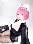 [Cosplay] 半半子 王医生 [56P-311MB]