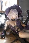 [Cosplay] 柒柒要乖哦 魔女契约 [108P1V-972MB]