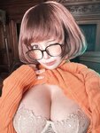 [Cosplay] UmekoJ - Velma 「Scooby Doo」