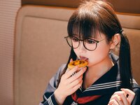 [Cosplay] 幼水铃衣 - 靡途