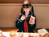 [Cosplay] 幼水铃衣 - 靡途