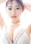 [Photobook] 黒江こはる写真集「ハタチ、甘くてちょっぴり悪い子ちゃんな私」
