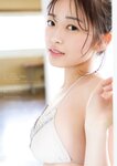 [Photobook] 黒江こはる写真集「ハタチ、甘くてちょっぴり悪い子ちゃんな私」
