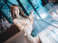 [DJAWA Photo] Son Ye-Eun (손예은) - Happy Solo Birthday