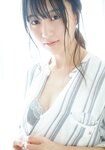 [Photobook] 乃木坂46賀喜遥香 1st写真集 まっさら v4