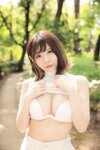 [Photobook] 小日向結衣『holiday』