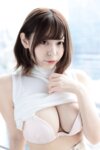 [Photobook] 小日向結衣『holiday』