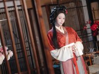 [Cosplay] Yiko湿润兔 2026年02月作品 快马加鞭·金莲迎春 [94P2V-2.08GB]