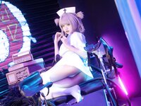 [Cosplay] 柒柒要乖哦 彻夜之歌 护士服小荠 [100P-834MB]
