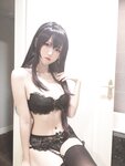 [Cosplay] 阿薰kaOri 学姐礼服+内衣 [9P-17MB]
