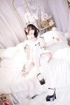 [Cosplay] 神楽坂真冬 毛绒白兔 [75P2V-317MB]