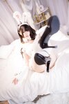 [Cosplay] 神楽坂真冬 毛绒白兔 [75P2V-317MB]