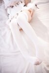 [Cosplay] 神楽坂真冬 毛绒白兔 [75P2V-317MB]