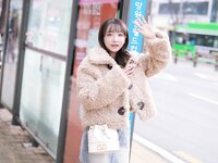 Son Ye-Eun (손예은) - 2025 X-Mas Offline