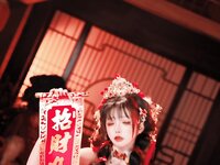 [Cosplay] 阿薰kaOri 新年写真 [576P4V-2.64GB]