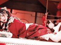 [Cosplay] 阿薰kaOri 新年写真 [576P4V-2.64GB]