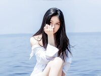 [Cosplay] 年年Nnian - 白衬衫
