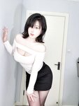 [Cosplay] Zyra秋 - 妈妈的裙子