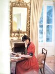 [Photobook] 五百城茉央「未来の作り方」アザーカット