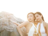 [Photobook] エリマリ姉妹1st写真集 fericire