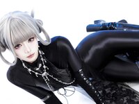 [Cosplay] 柒柒要乖哦 黑靡烟旗袍 [108P2V-1.87GB]