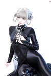 [Cosplay] 柒柒要乖哦 黑靡烟旗袍 [108P2V-1.87GB]