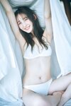 [Photobook] 菜那セシル「透き通った肢体」SPA！デジタル写真集