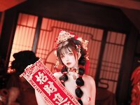 [Cosplay] 阿薰kaOri 新年 [545P4V-9.02GB]