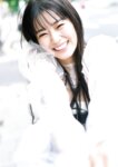 [Photobook] 2025.09.12 坂井仁香 ２ｎｄ写真集 ひとかけら