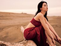[Photobook] 2025.09.12 坂井仁香 ２ｎｄ写真集 ひとかけら
