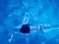 [Photobook] 2026.01.08 宮田愛萌1st写真集『Lilas 【DMM限定アザーカット付き版】