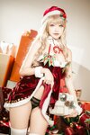 [Cosplay] 是一只熊仔吗 Nikke胜利女神 艾玛圣诞 [40P-134MB]