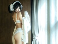 [Cosplay] 蠢沫沫 白毛衣 [18P1V-992MB]